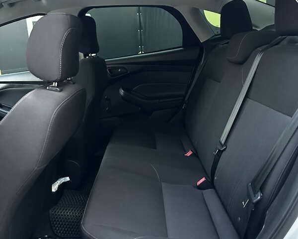 Форд Фокус, объемом двигателя 2 л и пробегом 189 тыс. км за 7300 $, фото 9 на Automoto.ua