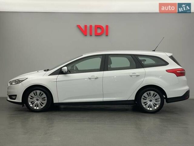 Форд Фокус, объемом двигателя 1 л и пробегом 157 тыс. км за 7066 $, фото 2 на Automoto.ua