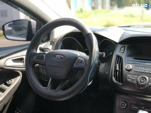 Форд Фокус, объемом двигателя 2 л и пробегом 137 тыс. км за 8599 $, фото 15 на Automoto.ua
