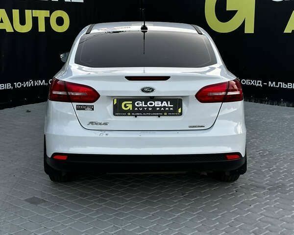 Форд Фокус, объемом двигателя 2 л и пробегом 189 тыс. км за 7300 $, фото 13 на Automoto.ua