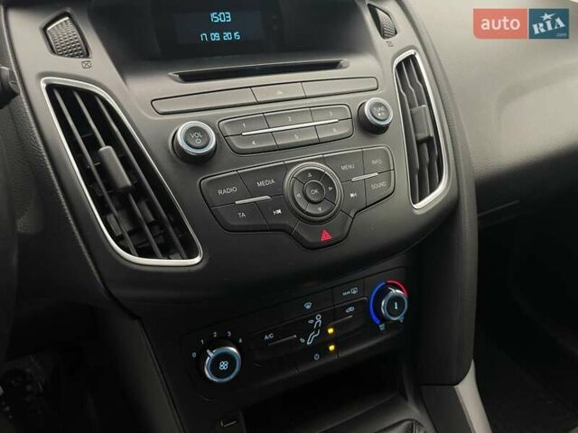 Форд Фокус, объемом двигателя 1 л и пробегом 157 тыс. км за 7066 $, фото 14 на Automoto.ua