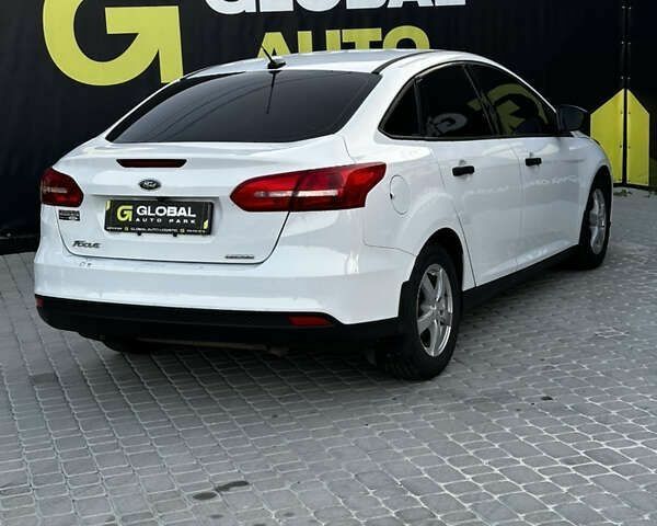 Форд Фокус, объемом двигателя 2 л и пробегом 189 тыс. км за 7300 $, фото 14 на Automoto.ua