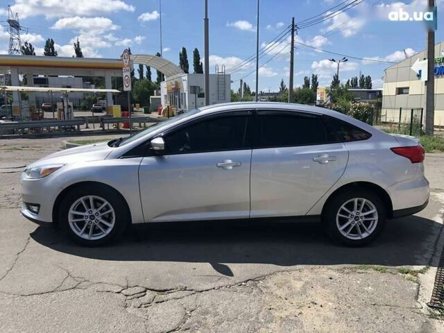 Форд Фокус, объемом двигателя 2 л и пробегом 137 тыс. км за 8599 $, фото 5 на Automoto.ua