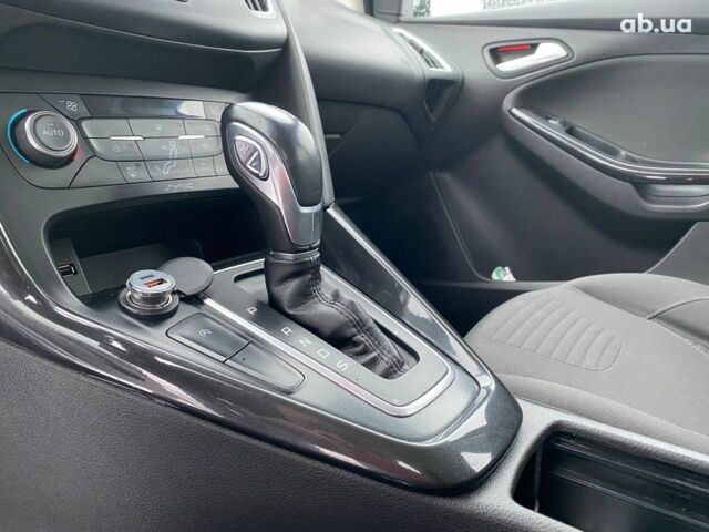 Форд Фокус, объемом двигателя 0 л и пробегом 223 тыс. км за 11500 $, фото 4 на Automoto.ua