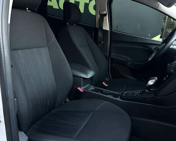 Форд Фокус, объемом двигателя 2 л и пробегом 189 тыс. км за 7300 $, фото 10 на Automoto.ua