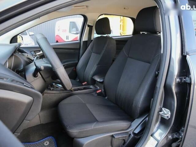 Форд Фокус, объемом двигателя 2 л и пробегом 172 тыс. км за 9000 $, фото 8 на Automoto.ua