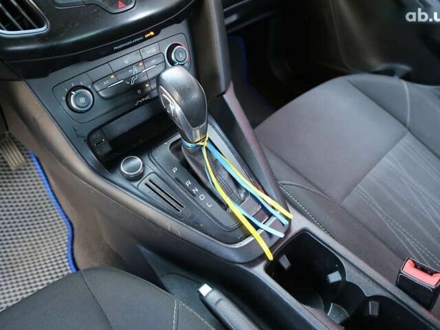 Форд Фокус, объемом двигателя 2 л и пробегом 172 тыс. км за 9000 $, фото 21 на Automoto.ua