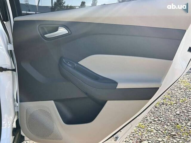 Форд Фокус, об'ємом двигуна 0 л та пробігом 207 тис. км за 7500 $, фото 26 на Automoto.ua