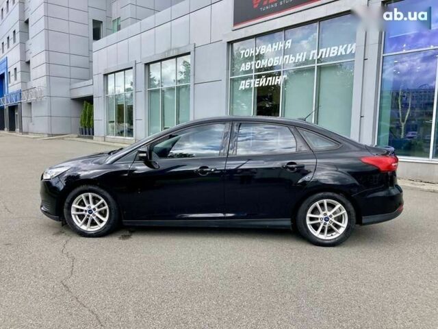 Форд Фокус, объемом двигателя 2 л и пробегом 128 тыс. км за 8900 $, фото 5 на Automoto.ua