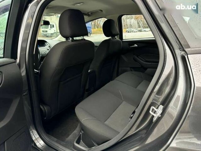 Форд Фокус, объемом двигателя 2 л и пробегом 264 тыс. км за 6990 $, фото 24 на Automoto.ua