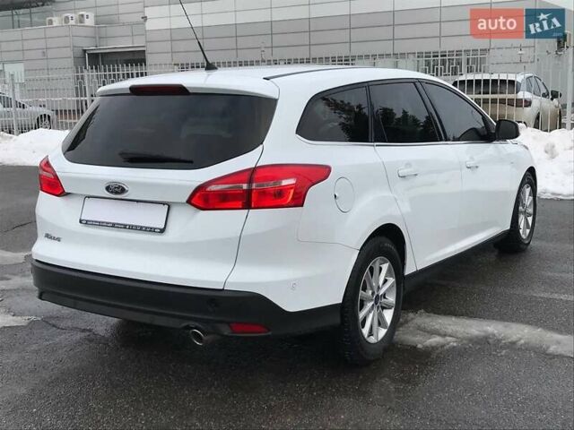 Форд Фокус, об'ємом двигуна 2 л та пробігом 215 тис. км за 9700 $, фото 3 на Automoto.ua