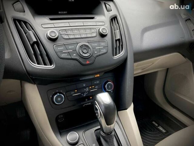 Форд Фокус, объемом двигателя 2 л и пробегом 128 тыс. км за 8900 $, фото 10 на Automoto.ua