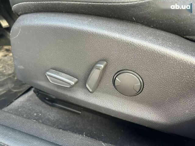 Форд Фокус 2016 в Киеве на Automoto.ua Форд Фокус, объемом двигателя 2 л и пробегом 163 тыс. км за 9990 $, фото 14 на Automoto.ua