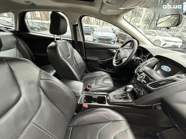 Форд Фокус, объемом двигателя 2 л и пробегом 88 тыс. км за 11000 $, фото 27 на Automoto.ua