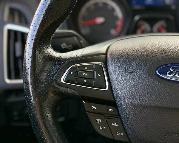 Форд Фокус, объемом двигателя 2 л и пробегом 123 тыс. км за 11990 $, фото 18 на Automoto.ua