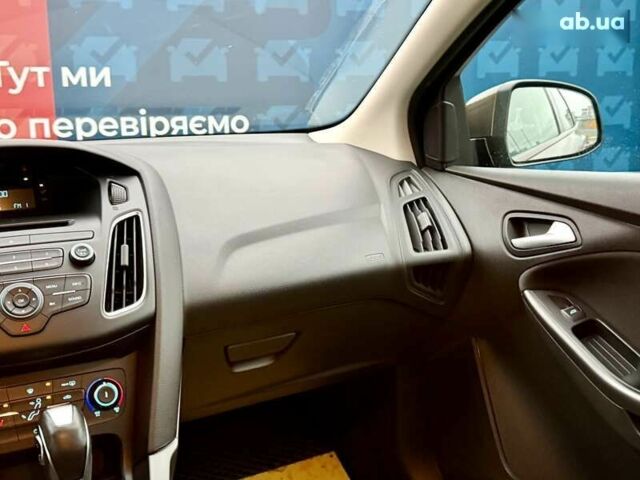 Форд Фокус, об'ємом двигуна 1.6 л та пробігом 121 тис. км за 11800 $, фото 28 на Automoto.ua