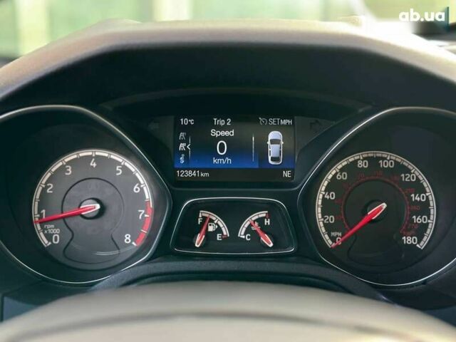 Форд Фокус, объемом двигателя 2 л и пробегом 123 тыс. км за 11990 $, фото 16 на Automoto.ua
