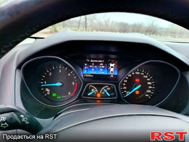 Форд Фокус, об'ємом двигуна 2 л та пробігом 174 тис. км за 8700 $, фото 12 на Automoto.ua
