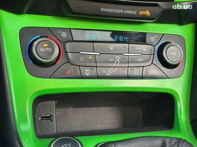 Форд Фокус, объемом двигателя 2 л и пробегом 123 тыс. км за 11990 $, фото 29 на Automoto.ua