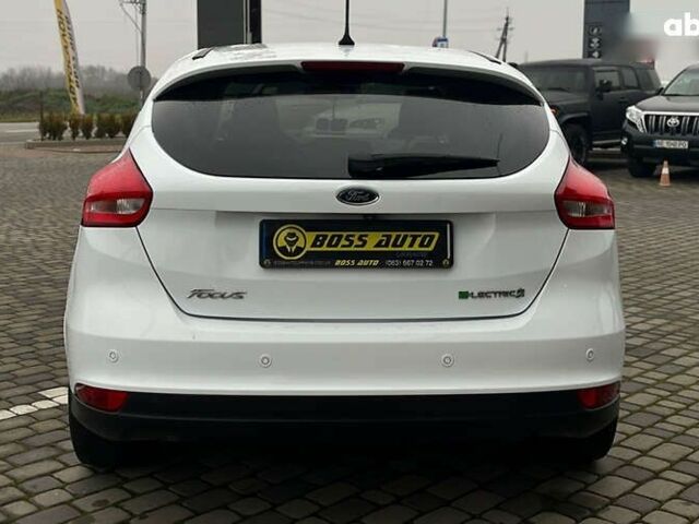 Форд Фокус, объемом двигателя 0 л и пробегом 136 тыс. км за 11800 $, фото 5 на Automoto.ua