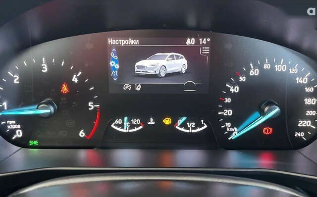 Форд Фокус, объемом двигателя 1.5 л и пробегом 229 тыс. км за 12650 $, фото 11 на Automoto.ua