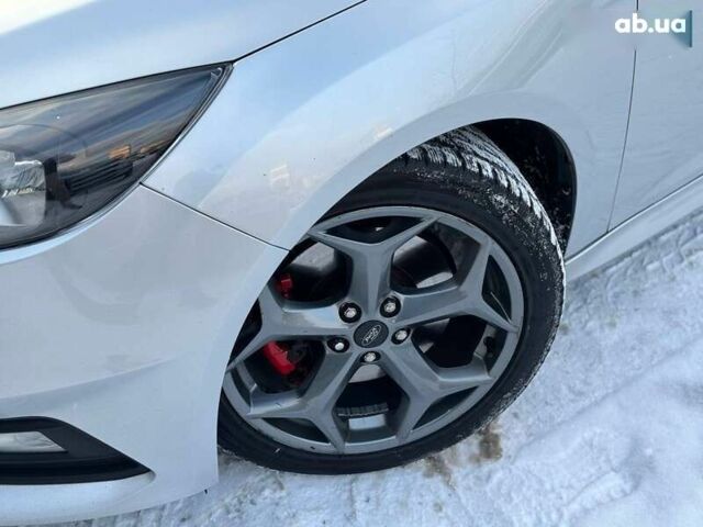 Форд Фокус, об'ємом двигуна 2 л та пробігом 233 тис. км за 13999 $, фото 9 на Automoto.ua