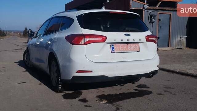 Форд Фокус, объемом двигателя 1.5 л и пробегом 174 тыс. км за 14500 $, фото 2 на Automoto.ua
