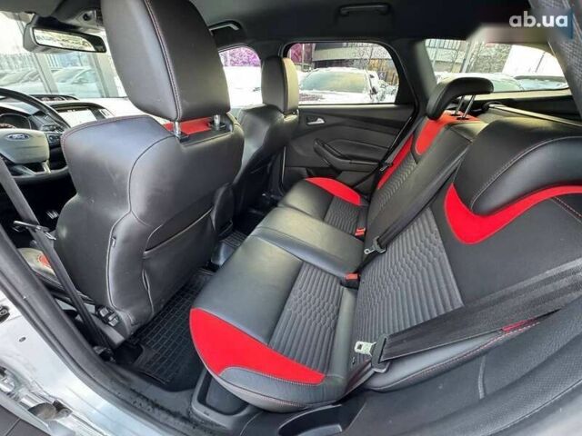 Форд Фокус, об'ємом двигуна 2 л та пробігом 233 тис. км за 13999 $, фото 20 на Automoto.ua