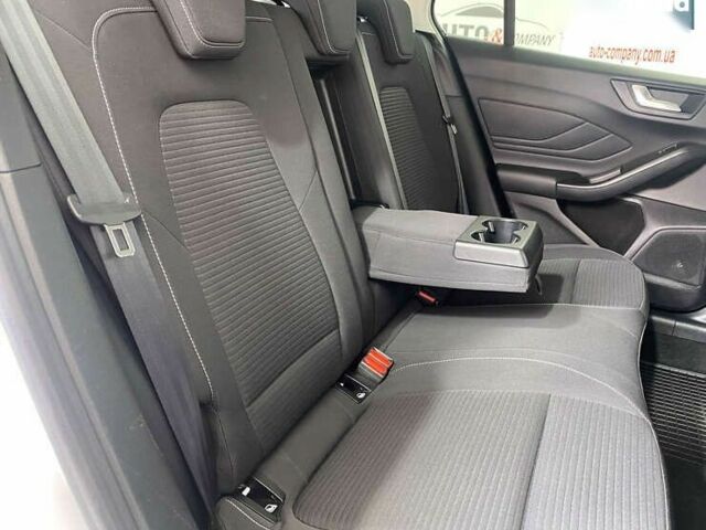 Форд Фокус, объемом двигателя 2 л и пробегом 180 тыс. км за 14950 $, фото 9 на Automoto.ua