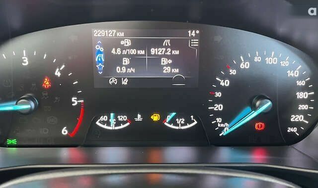 Форд Фокус, объемом двигателя 1.5 л и пробегом 229 тыс. км за 12650 $, фото 17 на Automoto.ua