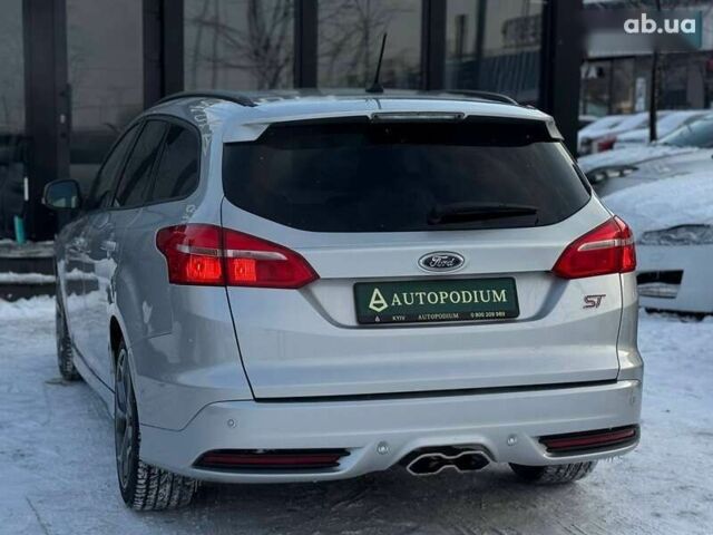 Форд Фокус, об'ємом двигуна 2 л та пробігом 233 тис. км за 13999 $, фото 7 на Automoto.ua