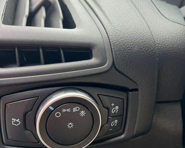 Форд Фокус 2018 у Одесі на Automoto.ua Форд Фокус, об'ємом двигуна 2 л та пробігом 56 тис. км за 9800 $, фото 29 на Automoto.ua