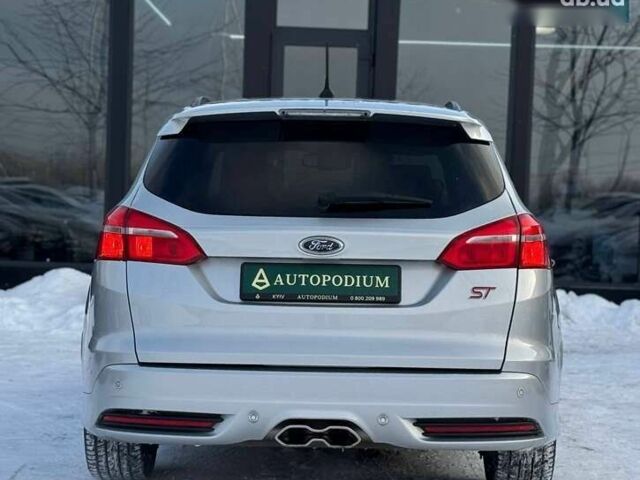 Форд Фокус, об'ємом двигуна 2 л та пробігом 233 тис. км за 13999 $, фото 6 на Automoto.ua