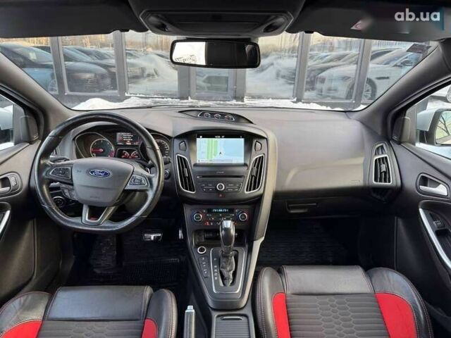 Форд Фокус, об'ємом двигуна 2 л та пробігом 233 тис. км за 13999 $, фото 12 на Automoto.ua