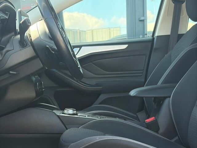 Форд Фокус, об'ємом двигуна 1.5 л та пробігом 242 тис. км за 12300 $, фото 8 на Automoto.ua