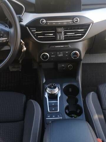 Форд Фокус, объемом двигателя 1.5 л и пробегом 174 тыс. км за 14500 $, фото 12 на Automoto.ua