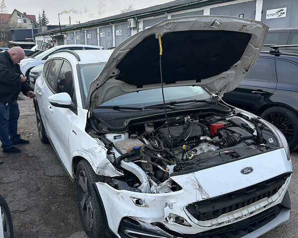 Форд Фокус, объемом двигателя 1.5 л и пробегом 207 тыс. км за 9500 $, фото 53 на Automoto.ua