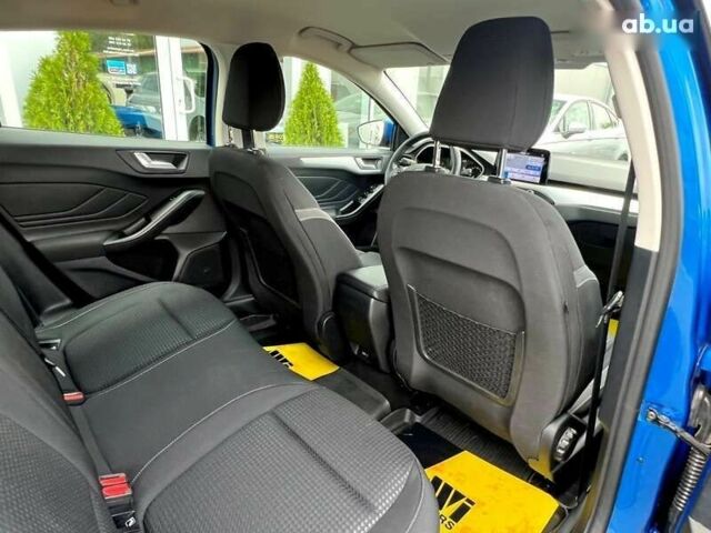 Форд Фокус, объемом двигателя 1.5 л и пробегом 27 тыс. км за 15500 $, фото 24 на Automoto.ua