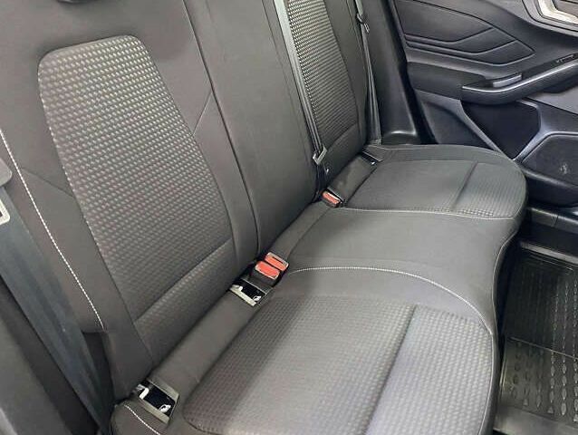 Форд Фокус, объемом двигателя 1.5 л и пробегом 194 тыс. км за 13950 $, фото 9 на Automoto.ua