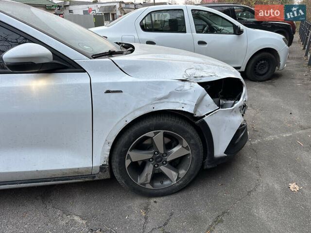 Форд Фокус, объемом двигателя 1.5 л и пробегом 207 тыс. км за 9500 $, фото 45 на Automoto.ua