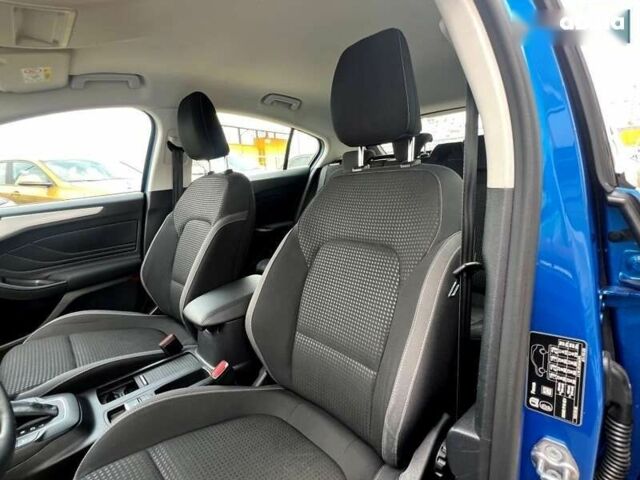 Форд Фокус, объемом двигателя 1.5 л и пробегом 26 тыс. км за 15500 $, фото 28 на Automoto.ua