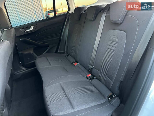Форд Фокус, объемом двигателя 1.5 л и пробегом 207 тыс. км за 13700 $, фото 30 на Automoto.ua