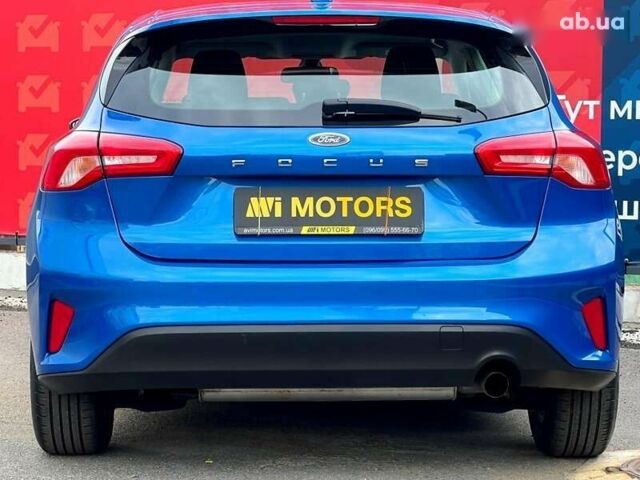 Форд Фокус, объемом двигателя 1.5 л и пробегом 27 тыс. км за 15500 $, фото 5 на Automoto.ua