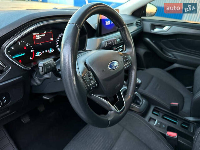 Форд Фокус, объемом двигателя 1.5 л и пробегом 207 тыс. км за 9500 $, фото 13 на Automoto.ua