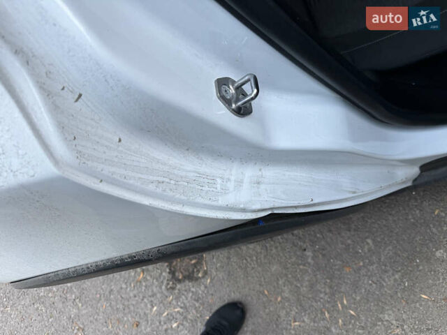 Форд Фокус, объемом двигателя 1.5 л и пробегом 207 тыс. км за 9500 $, фото 46 на Automoto.ua