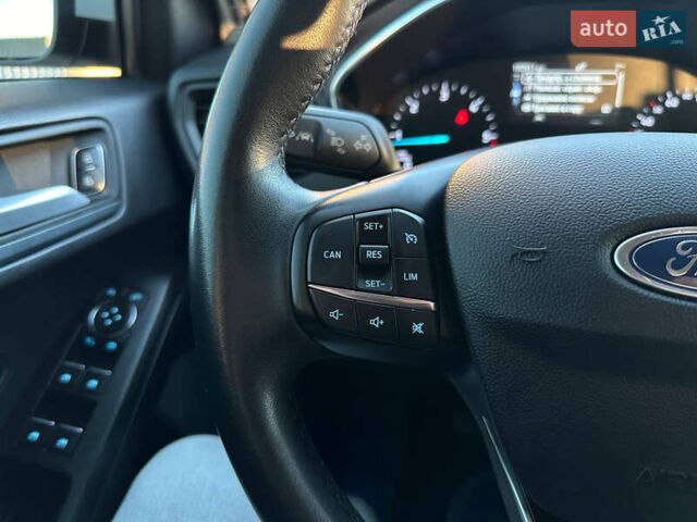 Форд Фокус, объемом двигателя 1.5 л и пробегом 207 тыс. км за 9500 $, фото 17 на Automoto.ua