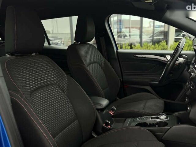 Форд Фокус, объемом двигателя 1.5 л и пробегом 100 тыс. км за 21500 $, фото 10 на Automoto.ua