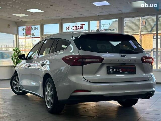 Форд Фокус, объемом двигателя 1.5 л и пробегом 17 тыс. км за 23490 $, фото 8 на Automoto.ua