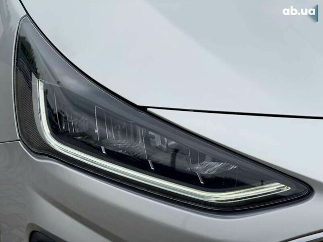 Форд Фокус, объемом двигателя 1.5 л и пробегом 17 тыс. км за 21799 $, фото 13 на Automoto.ua