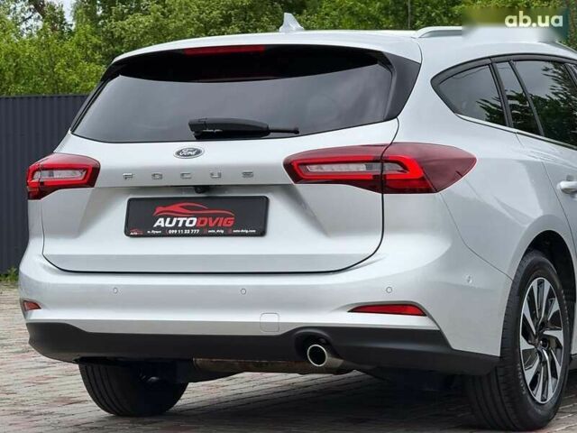 Форд Фокус, объемом двигателя 1.5 л и пробегом 17 тыс. км за 21799 $, фото 28 на Automoto.ua